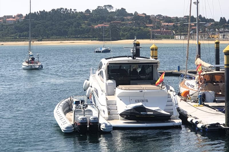 Queres atracar o teu barco na Pobra do Caramiñal?